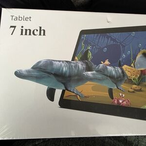 Unbranded NEW IN box 7 INCH TABLET